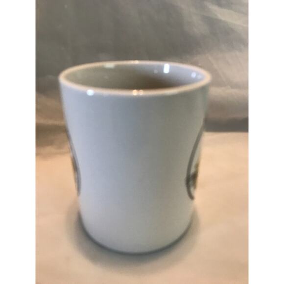 Vintage 1990's Giant Tiger Canada Department Store 12oz Ceramic Coffee Mug *RARE - Picture 4 of 6